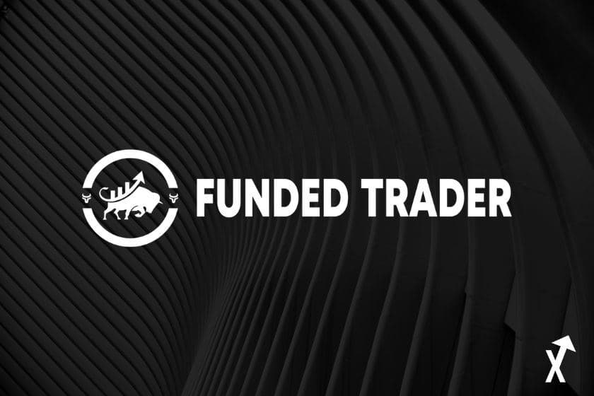 Logo Funded Trader, un taureau et une flèche haussière dans un cercle, sur fond noir rayé